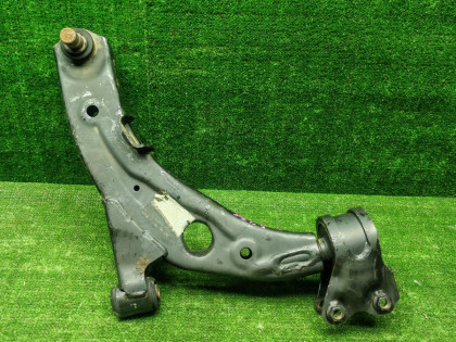 Рычаг передний правый ER3P