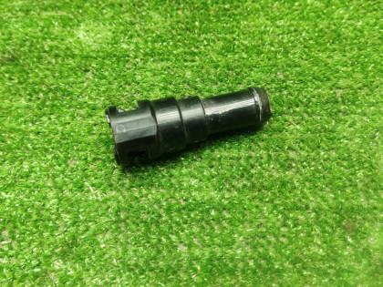 Патрубок отопителя ER3P