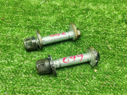 Болт развальный CL9