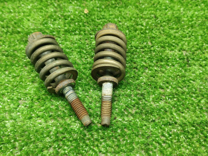 Болты крепления глушителя CL9