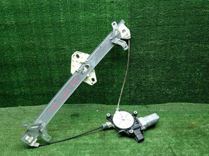 Стеклоподьемник передний левый CL9