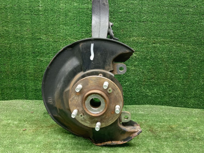 Ступица передняя правая CL9