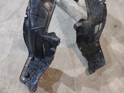 Подкрылки передние CL9