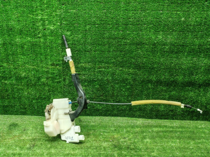 Замок двери передний правый CL 9