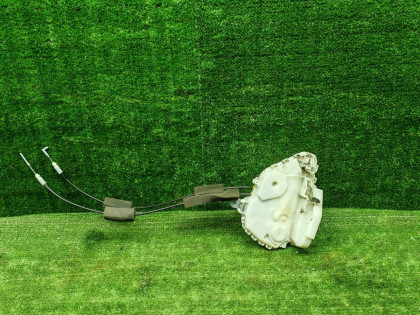 Замок двери передний правый CU2