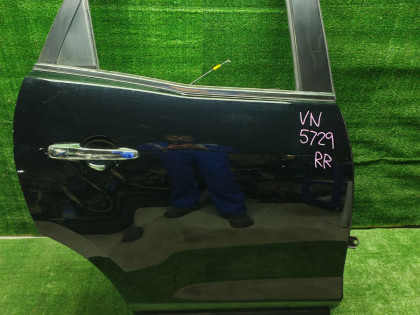 Дверь задняя правая ER3P