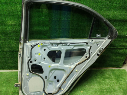 Дверь задняя правая Цвет NH700M HONDA ACCORD OEM 67510SEA000ZZ 2008