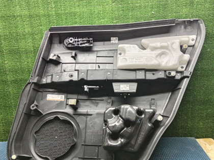 Обшивка двери задняя левая MAZDA CX-7 OEM EG2368550G02 ER3P 2009