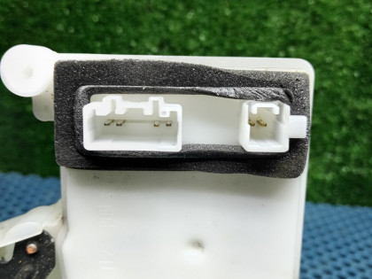 Замок двери передний левый MAZDA CX-7 OEM E22158310G ER3P 2009
