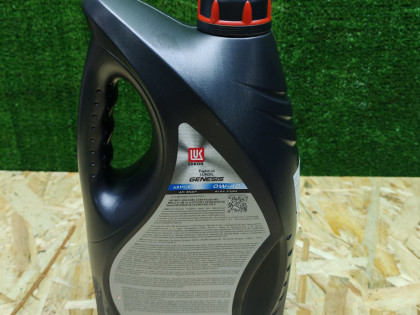 ЛУКОЙЛ (LUKOIL) GENESIS ARMORTECH 0W-40 4л